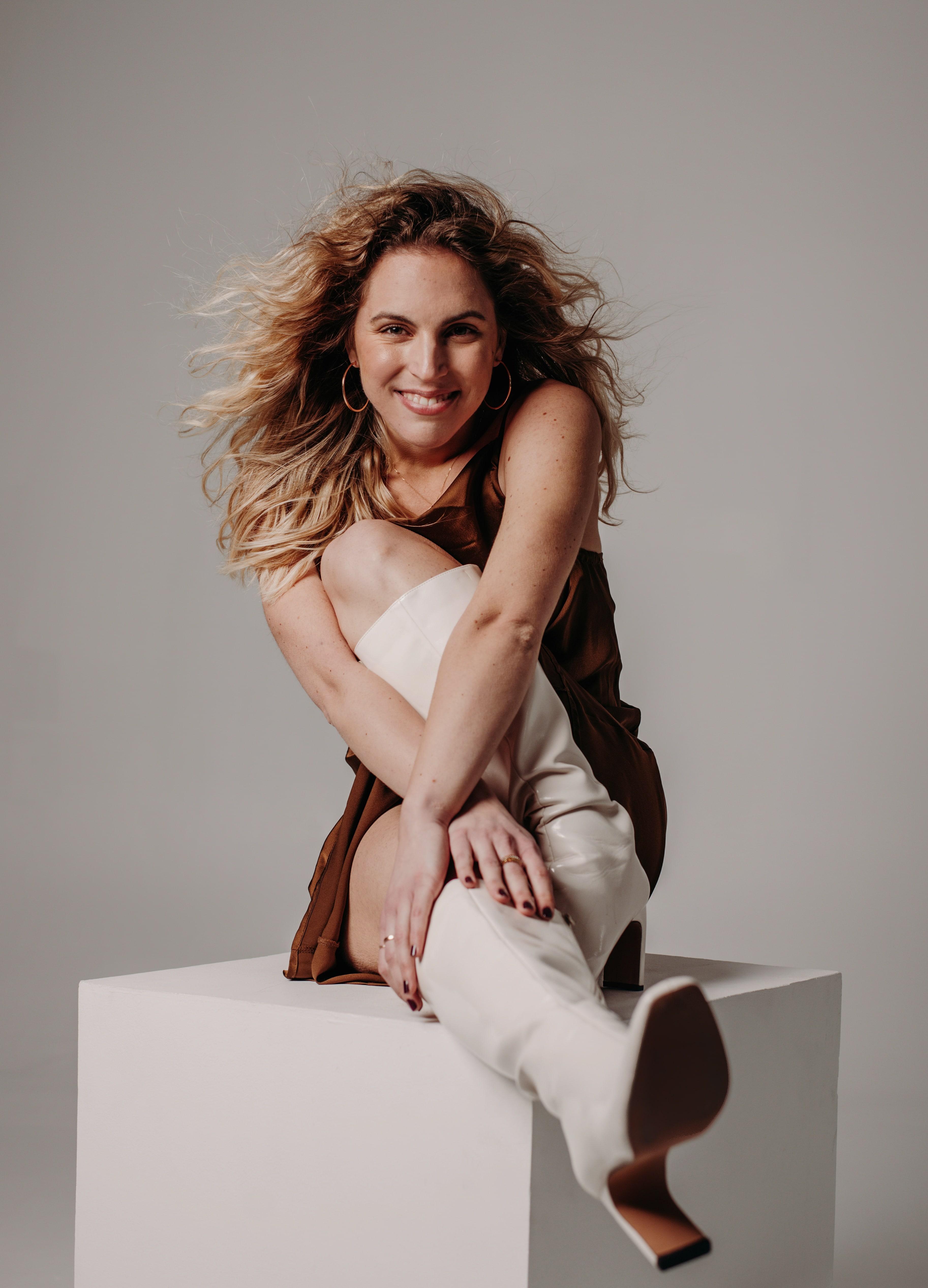 Lana Maletić — portrait by Jean Marie Fox